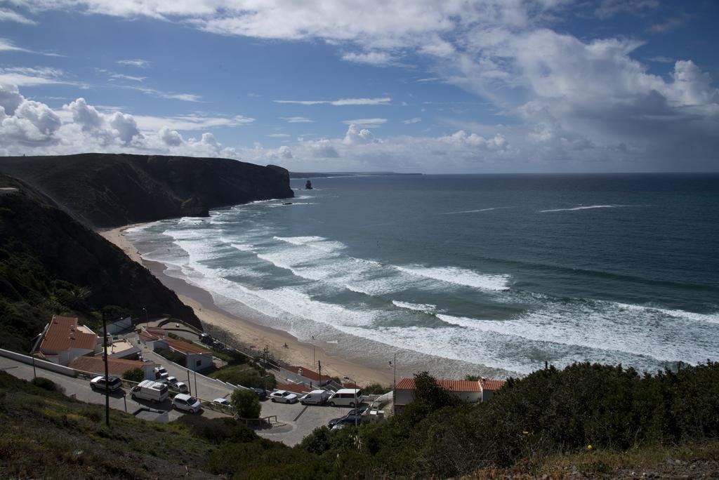HI Arrifana Destination Hostel Aljezur Exterior foto